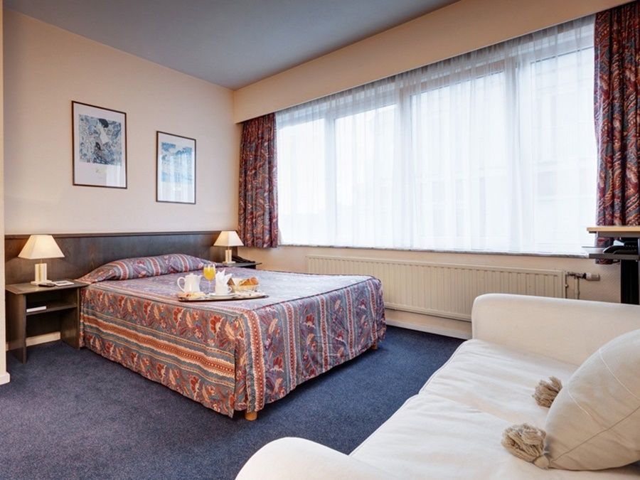 Hotel Beau Site Bruselas Exterior foto